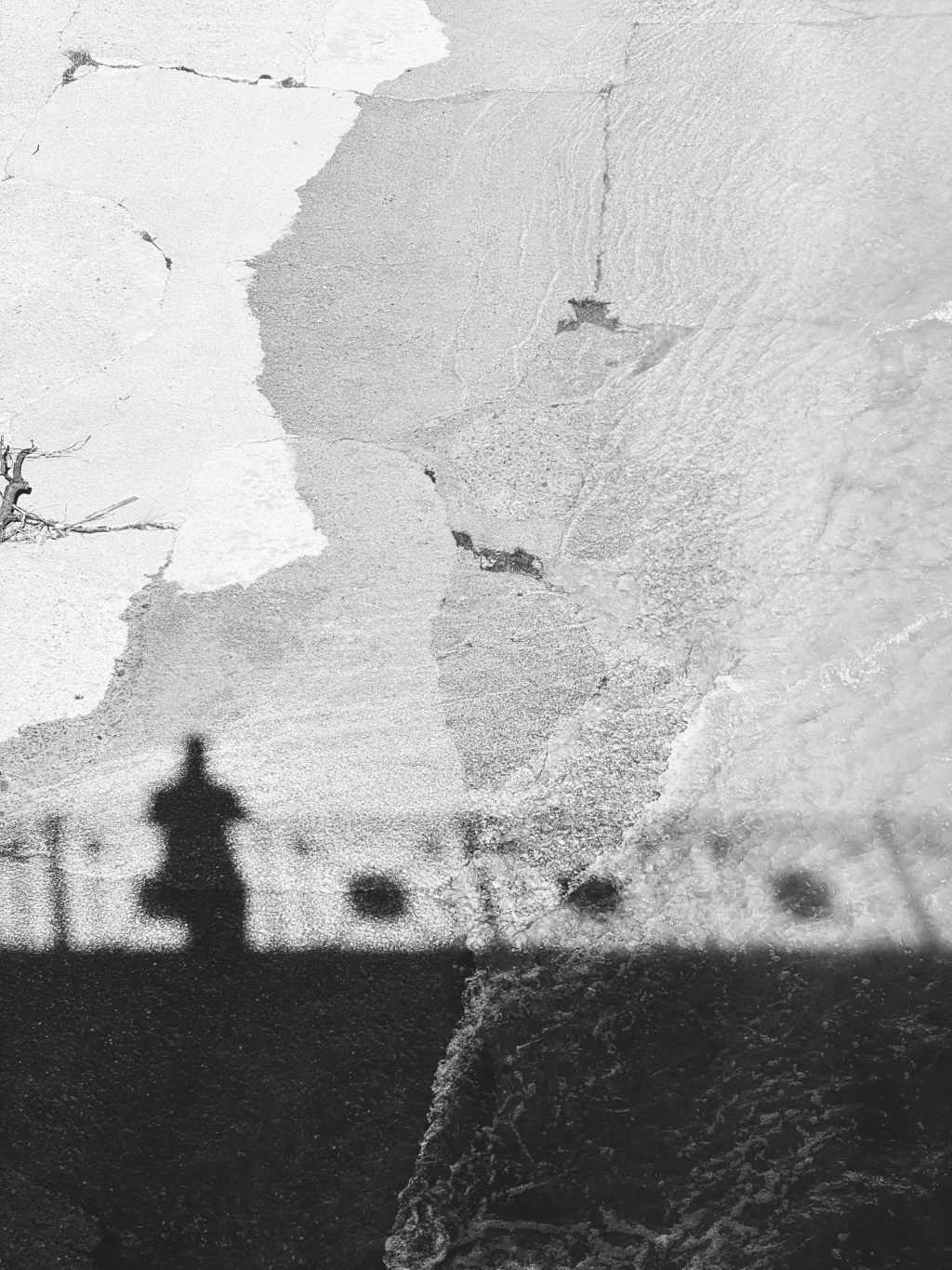 „Erinnerungssplitter liegen herum ich tret‘&nbsp;rein.“